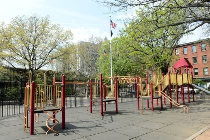 AF1QipMfZKa H82ERZoUAomP9Jgi5 4TPRjsW xow64Ow1600 h1000 k no